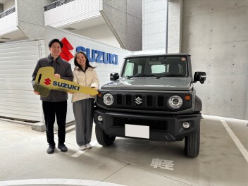 ジムニーシエラ　ご納車おめでとうございます